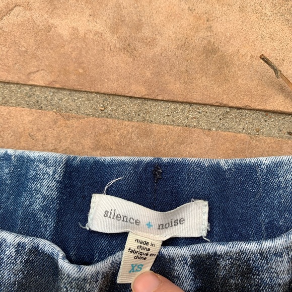 Urban Outfitters acid wash jeggings - Picture 3 of 8